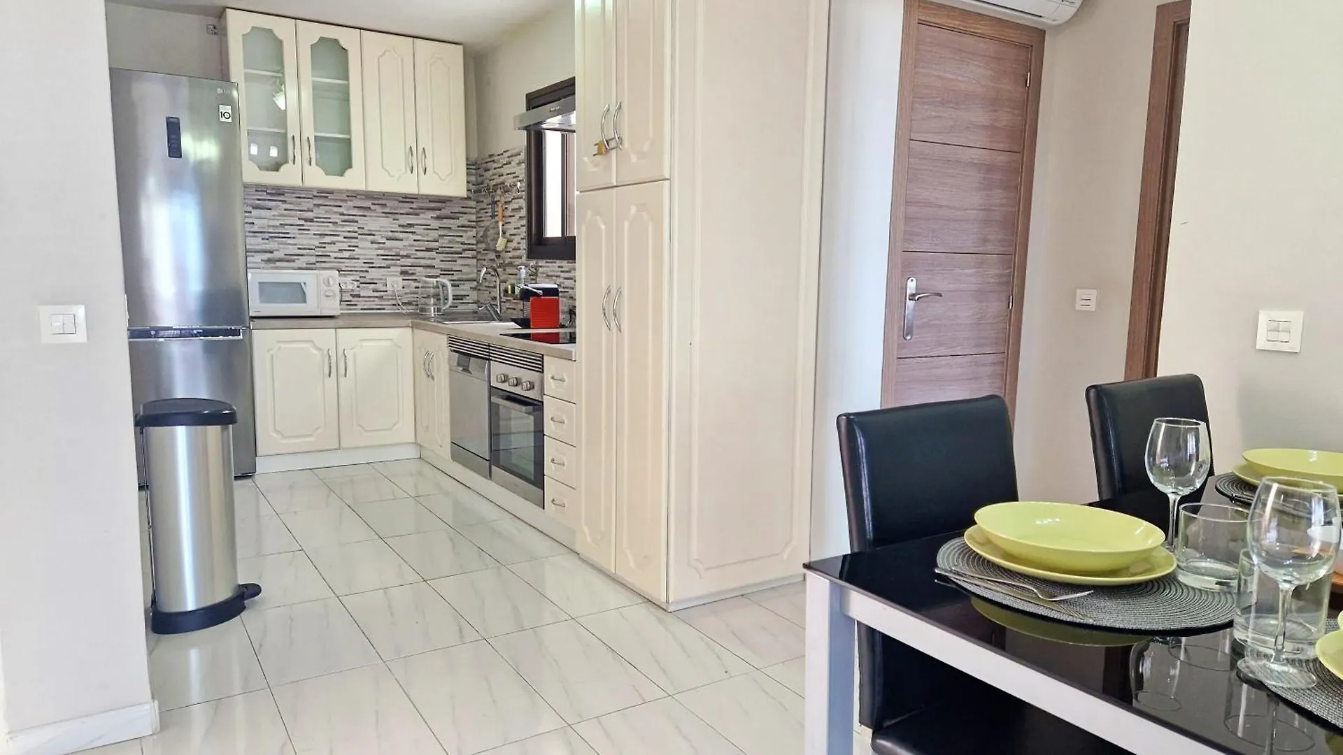 Costa Adeje - Apartment Sea View 0*, 아데제